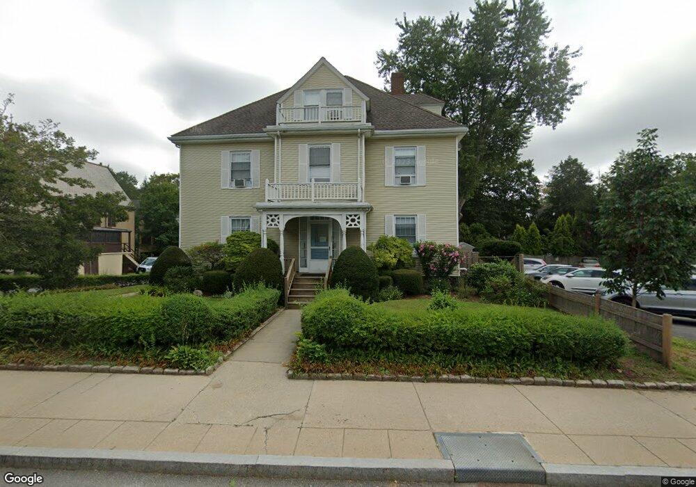 628 Washington St unit 3, Wellesley, MA 02482 - photo 1