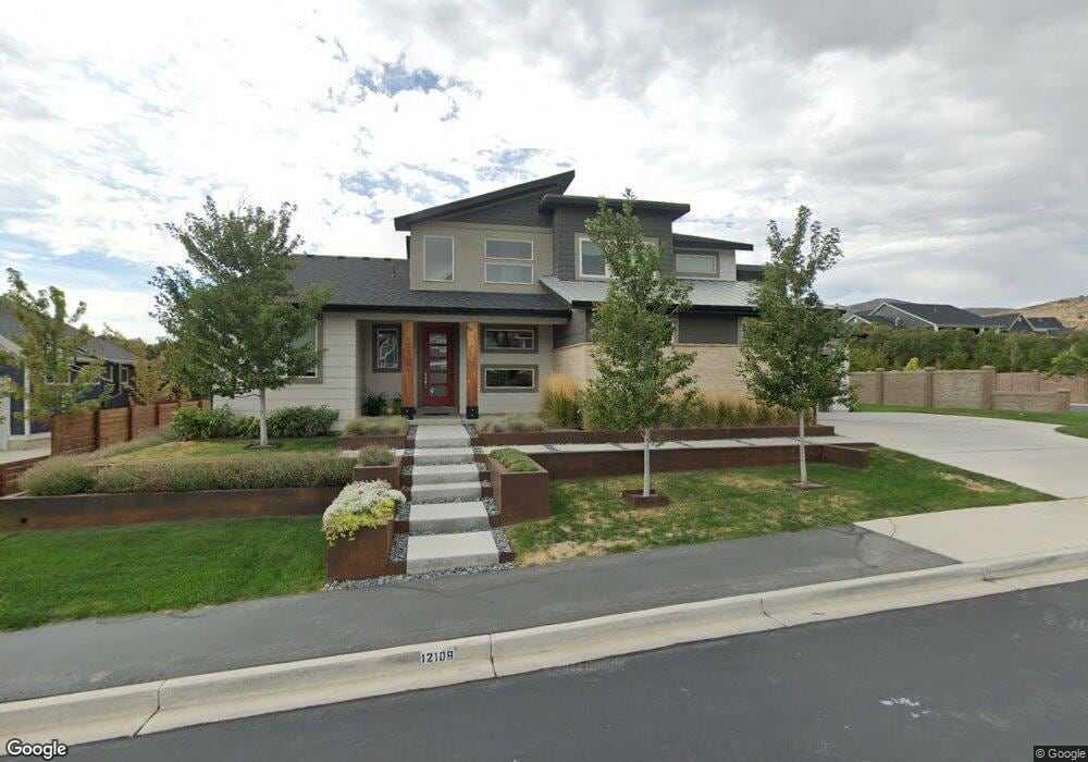 12109 N Shettlestone Dr, Highland, UT 84003 - photo 1