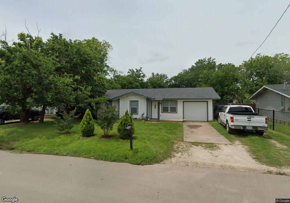 203 Sabine Ave, Cleburne, TX 76031 - photo 1