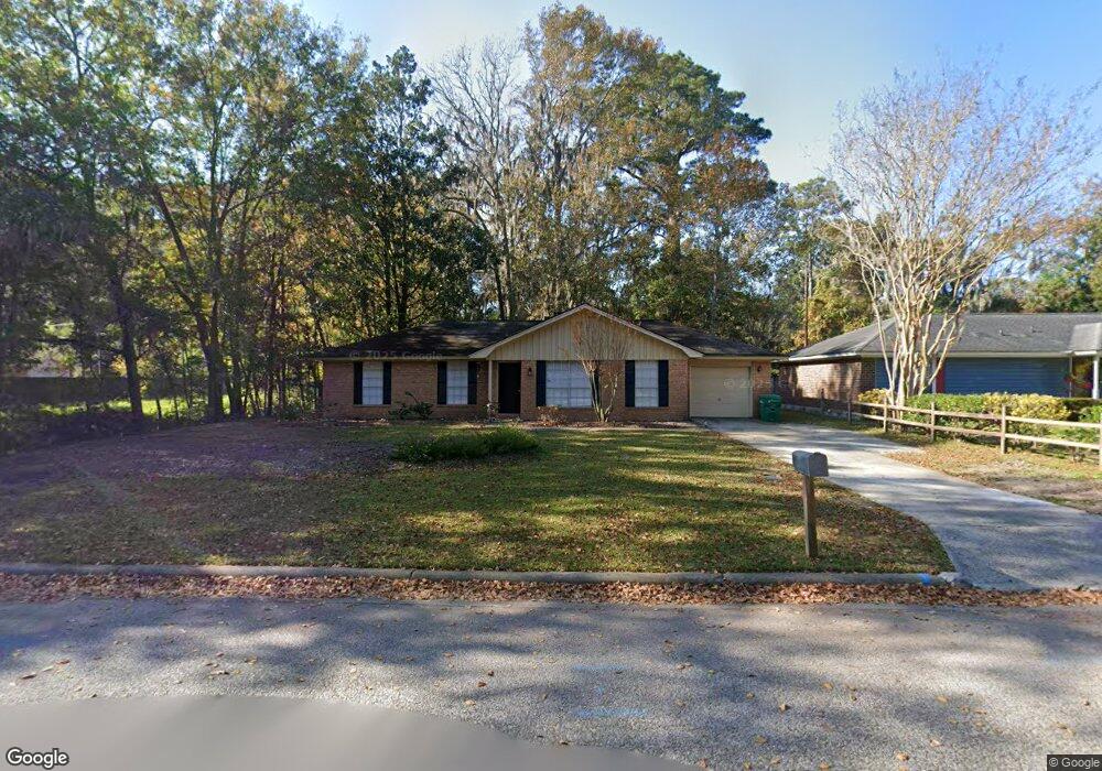 633 Leaning Oaks Dr, Savannah, GA 31410 - photo 1