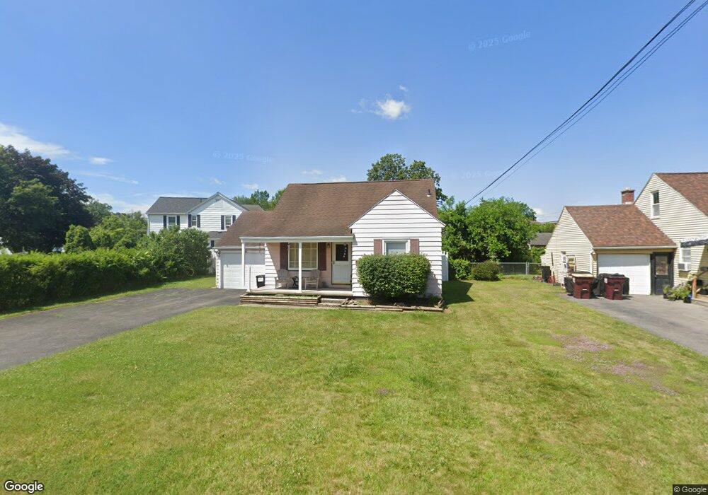 1671 Roselawn Ave, Schenectady, NY 12306 - photo 1