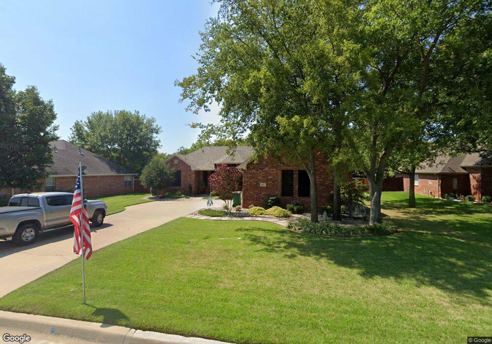 108 Chrissa Dr, Pottsboro, TX 75076 - photo 1