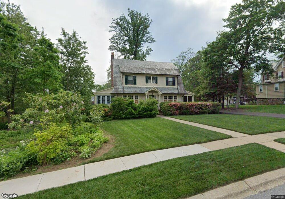 504 Woodside Rd, Baltimore, MD 21229 - photo 1