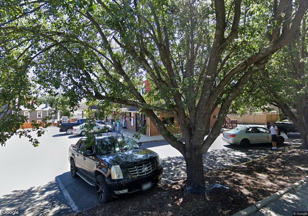 1116 W Beverley St, Staunton, VA 24401 - photo 1