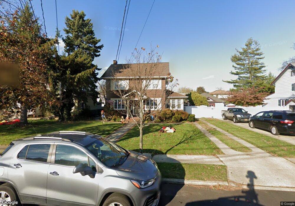 33 Duncan Place, Oceanside, NY 11572 - photo 1