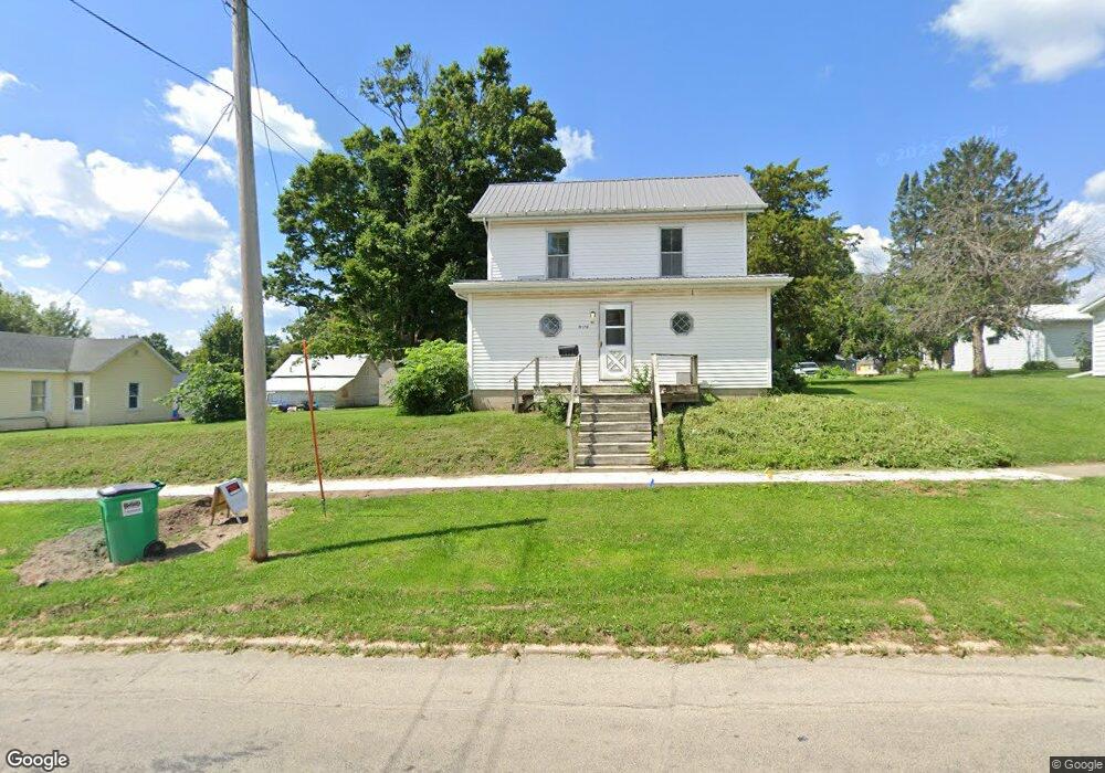 304 S Pine St, West Union, IA 52175 - photo 1