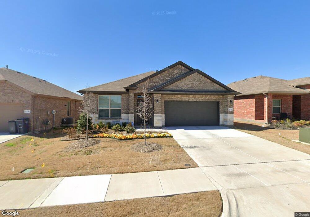 2332 Waggoner Ranch Dr, Weatherford, TX 76087 - photo 1