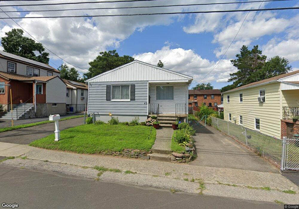 42 Columbus Ave, Stratford, CT 06615 - photo 1