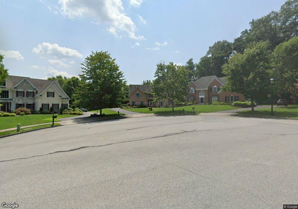 5 Roosevelt Cir, Downingtown, PA 19335 - photo 1