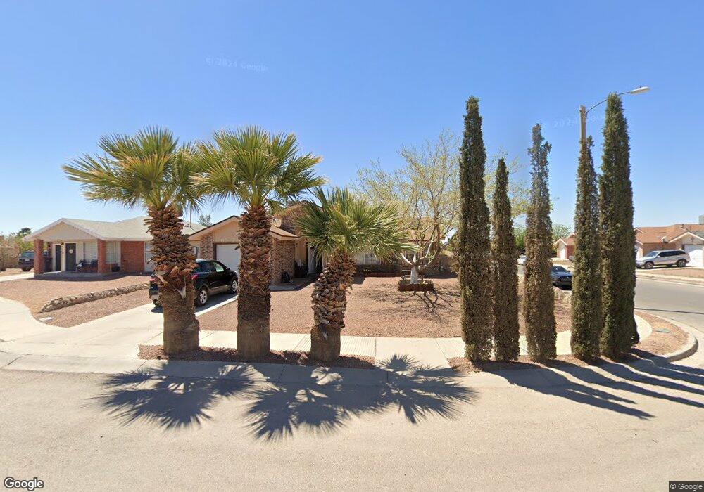 501 Velia Ct, Horizon City, TX 79928 - photo 1