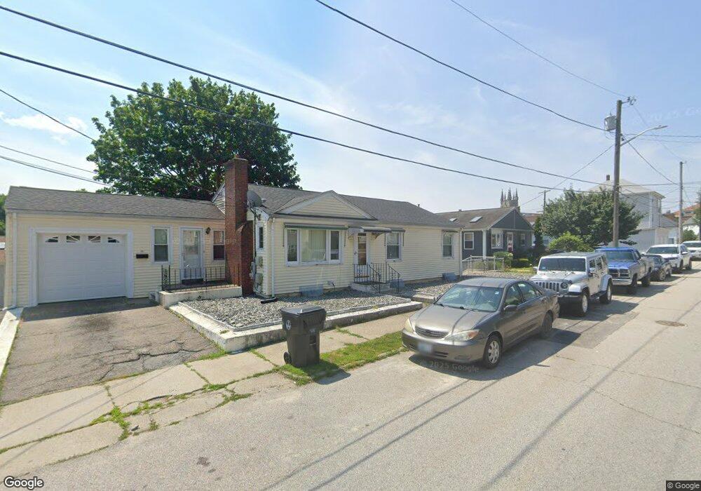 33 Aetna St, Central Falls, RI 02863 - photo 1