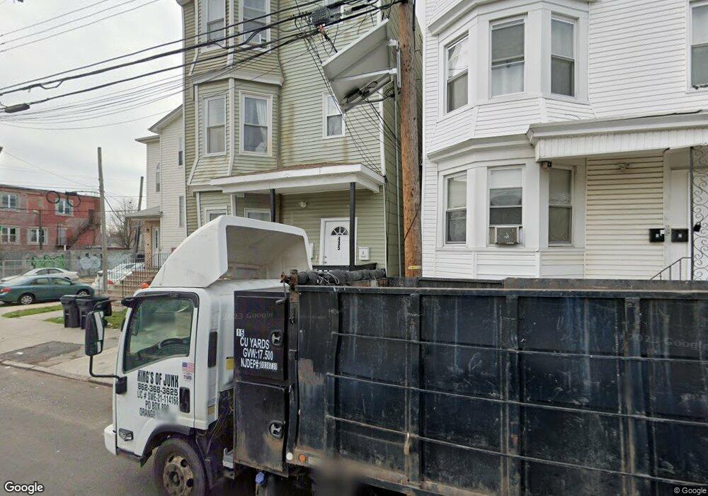 435 S 10th St unit 3, Newark, NJ 07103 - photo 1