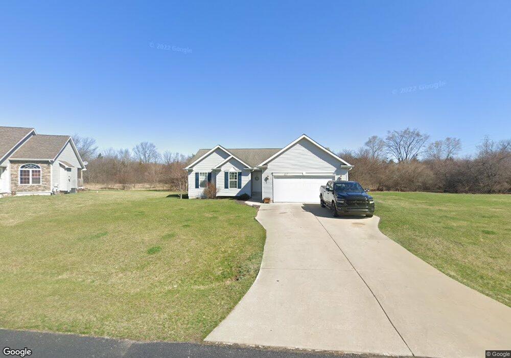 4117 Hidden View Dr unit 15, Flint, MI 48506 - photo 1