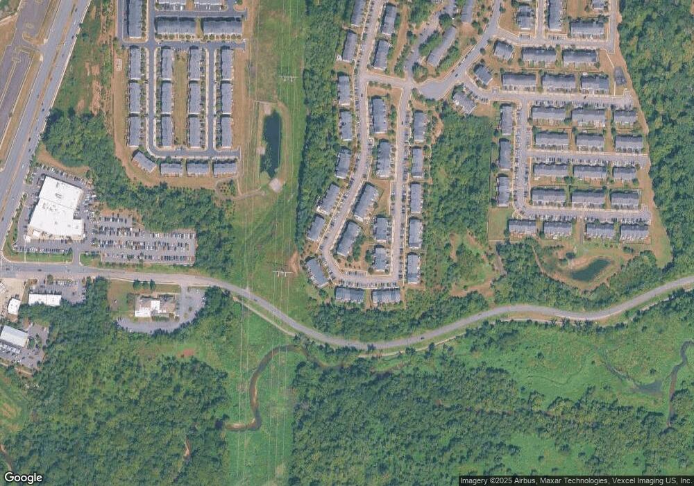 2359 Battery Hill Cir unit 126, Woodbridge, VA 22191 - photo 1