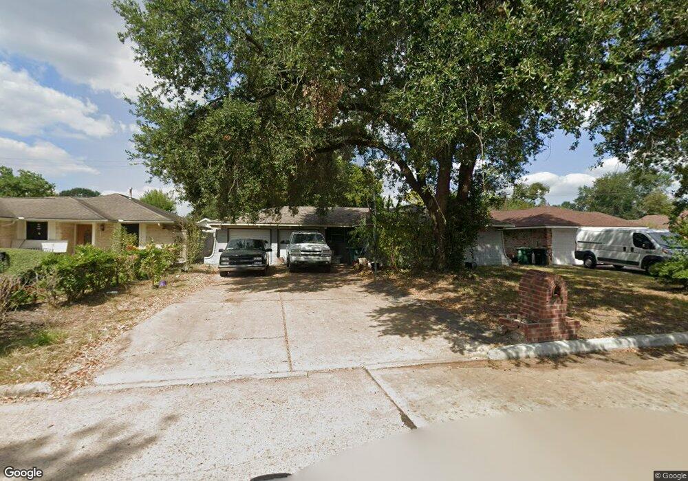 6410 French Chateau Dr, Houston, TX 77088 - photo 1