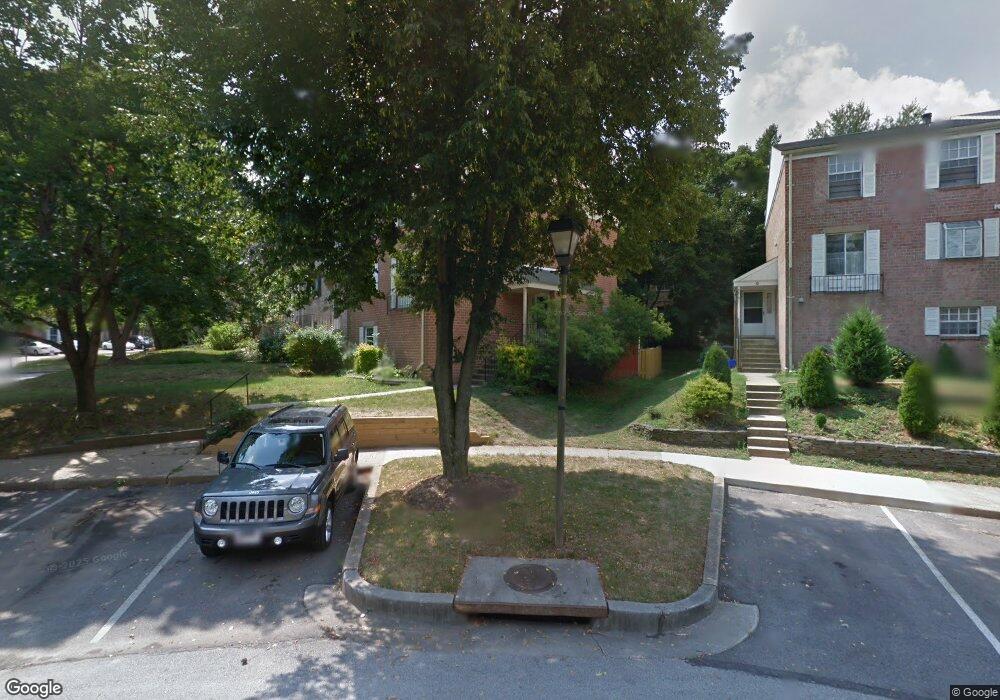 9811 Rainleaf Ct, Columbia, MD 21046 - photo 1