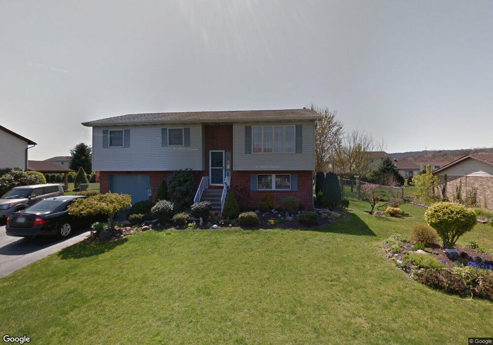 219 Greenwave Blvd, Kingston, PA 18704 - photo 1