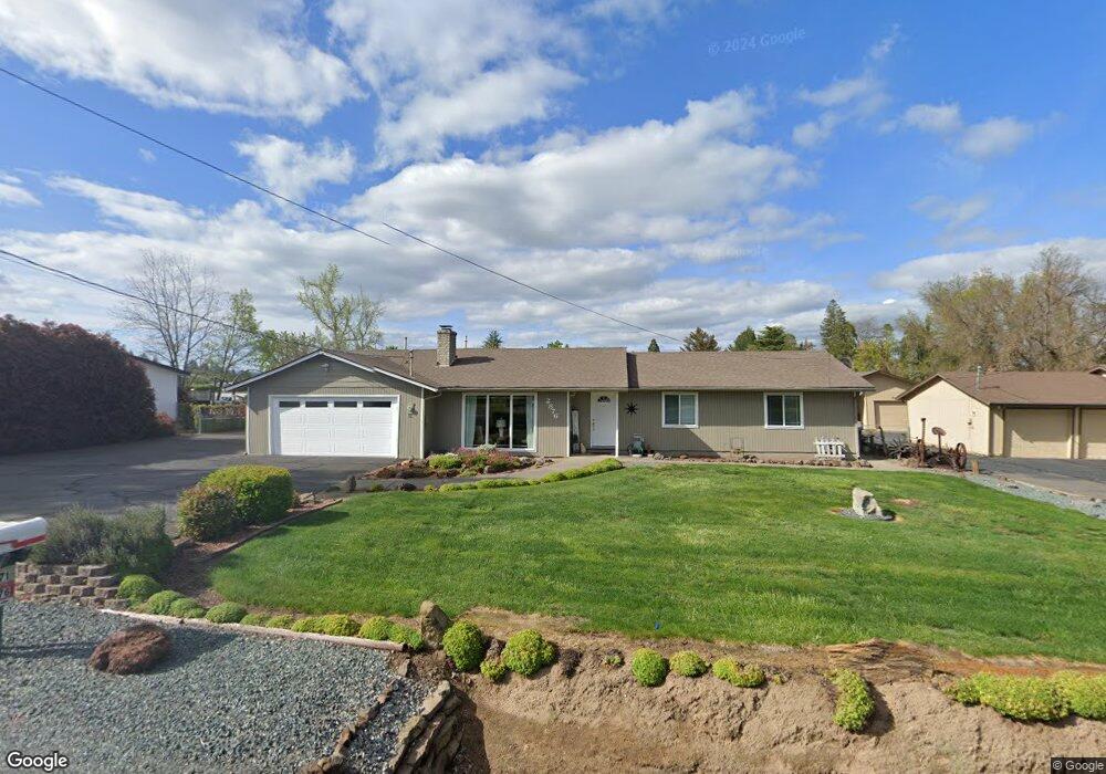 2876 Beall Ln, Central Point, OR 97502 - photo 1