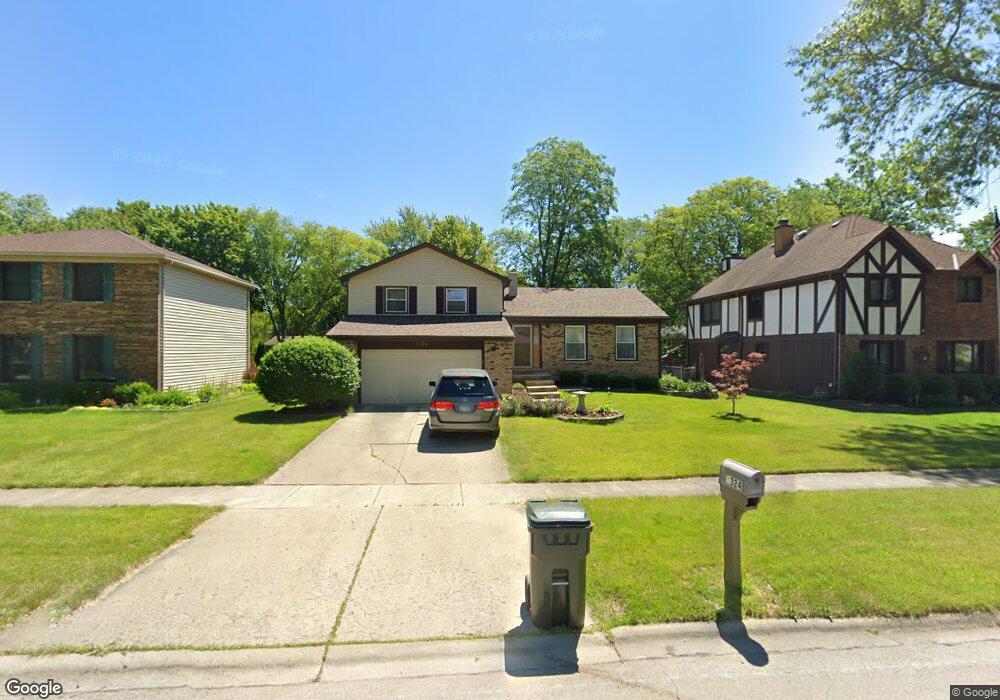 1324 Carol Ln, Naperville, IL 60565 - photo 1