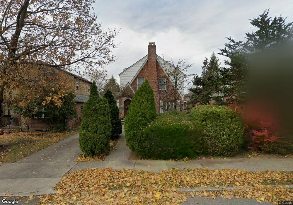 41-38 220th St, Bayside, NY 11361 - photo 1