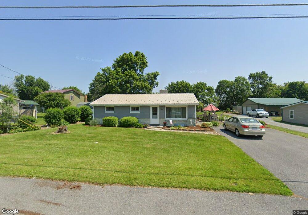 1690 Bowman St, Chambersburg, PA 17201 - photo 1