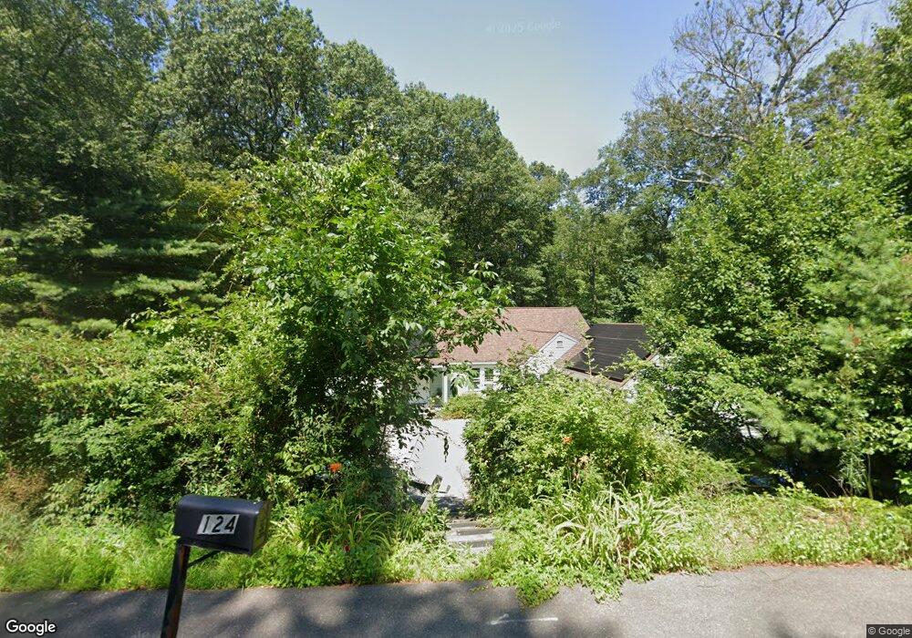 124 Bedford Rd, Lincoln, MA 01773 - photo 1