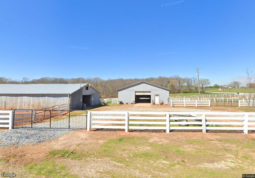 600 Dr Smith Rd, Carnesville, GA 30521 - photo 1