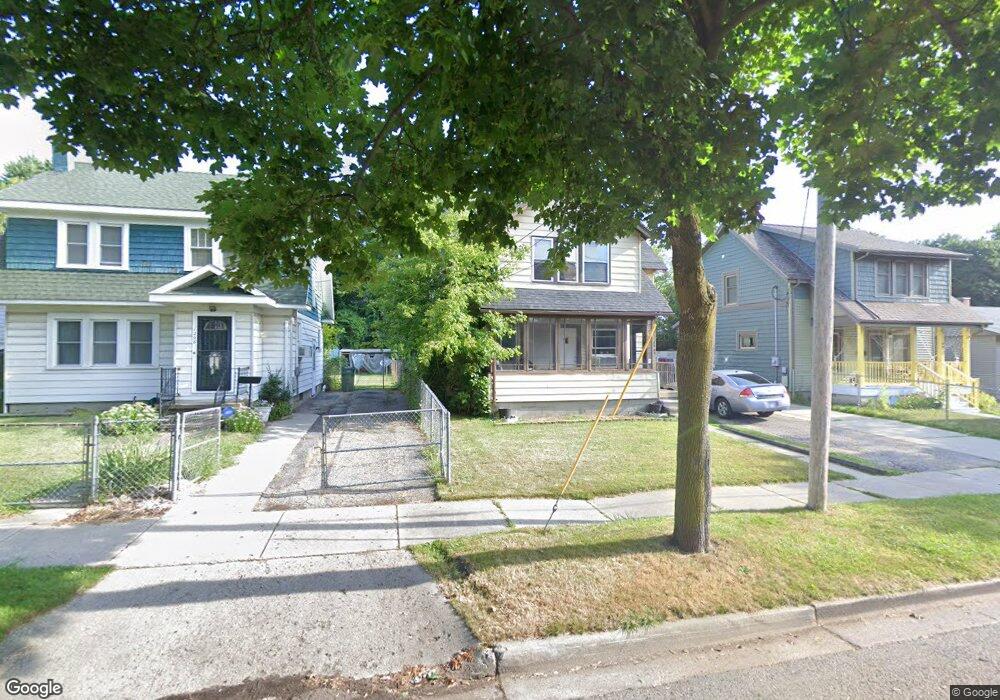 1204 W Maple St, Lansing, MI 48915 - photo 1