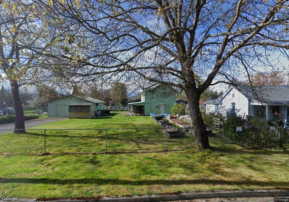 1003 SW Isham St, Grants Pass, OR 97526 - photo 1