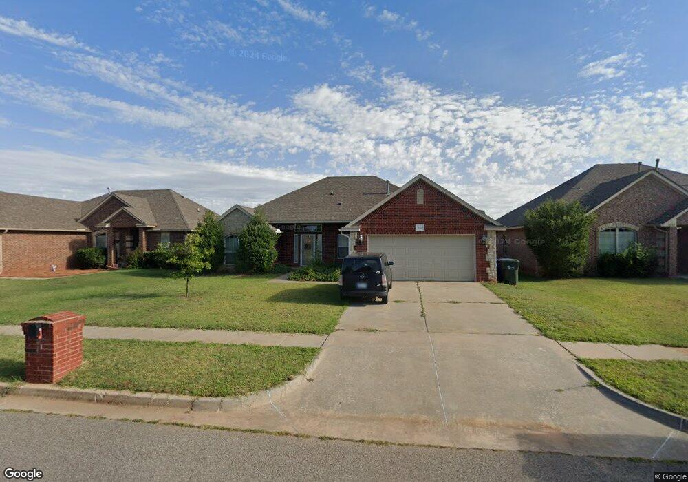 1129 Glen Eagles Ct, Norman, OK 73072 - photo 1