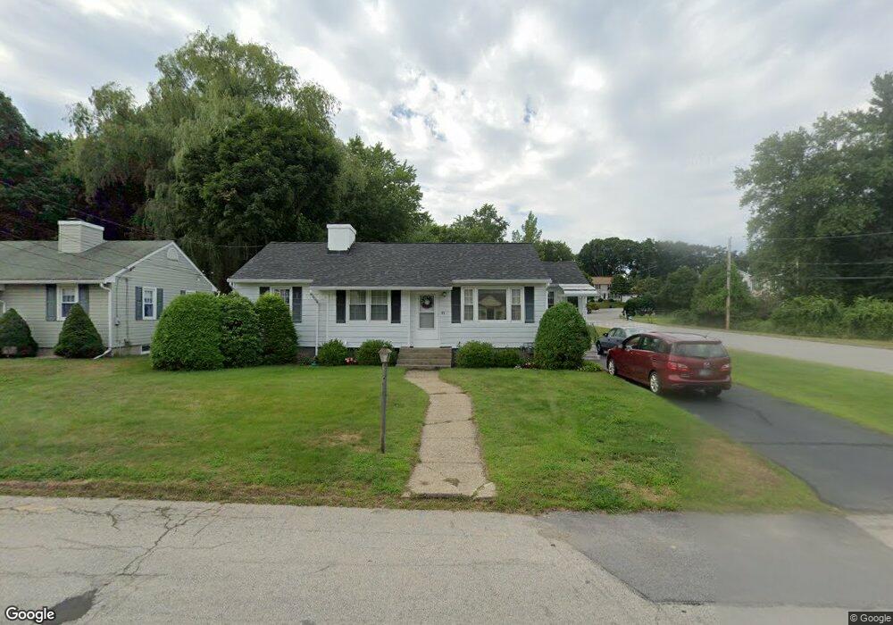 85 Maynard Ave, Manchester, NH 03103 - photo 1