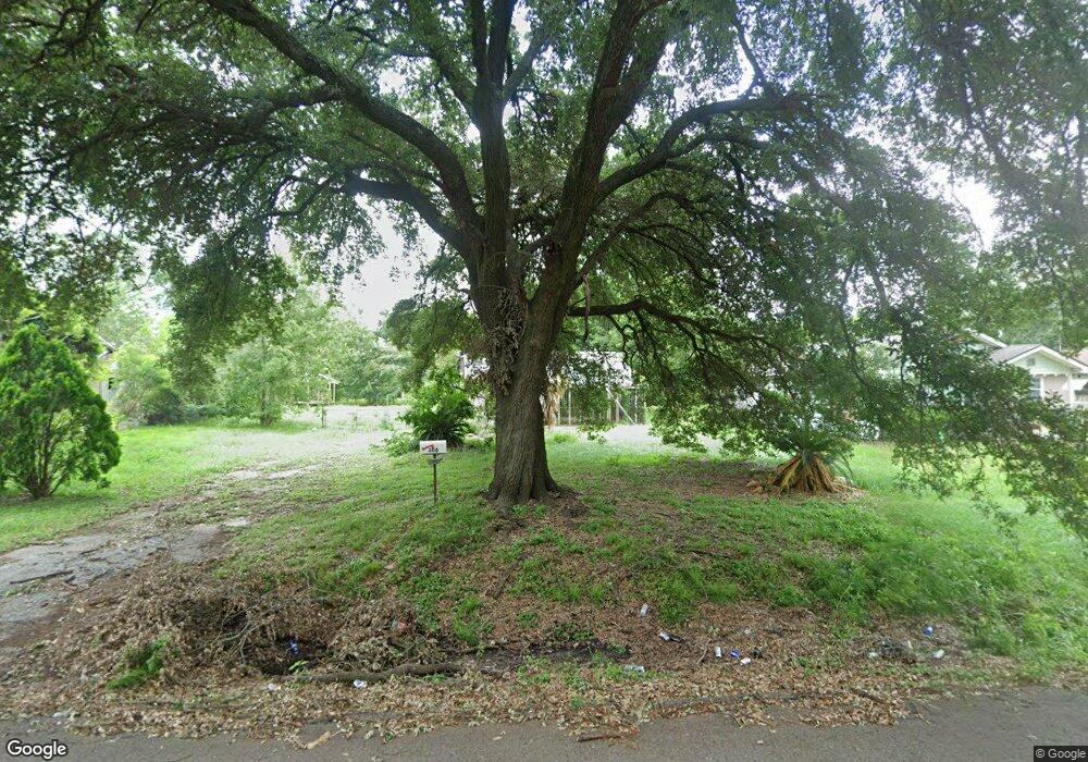 306 Plymouth St, Houston, TX 77022 - photo 1