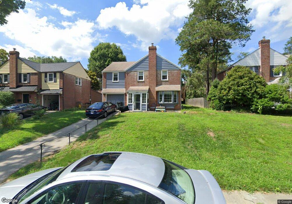 533 Rock Glen Dr, Wynnewood, PA 19096 - photo 1