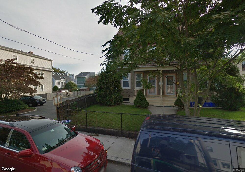 139 Cushing St unit 4, Cambridge, MA 02138 - photo 1