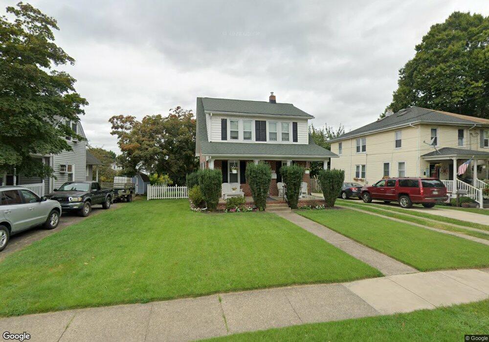 128 E Roland Rd, Brookhaven, PA 19015 - photo 1