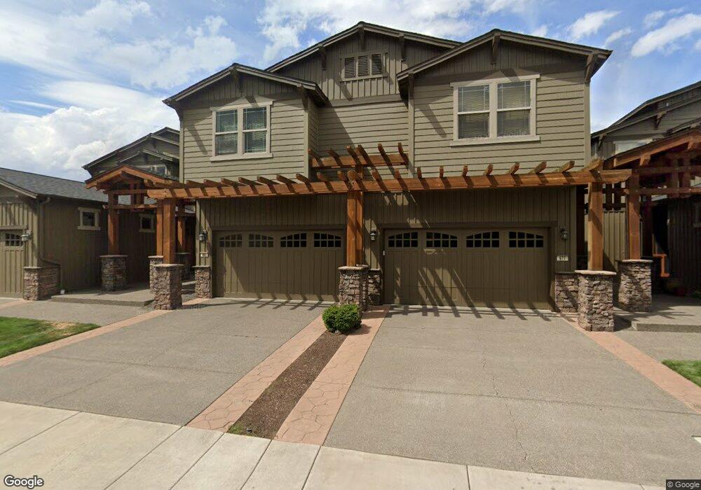 981 SW Vantage Point Way, Bend, OR 97702 - photo 1