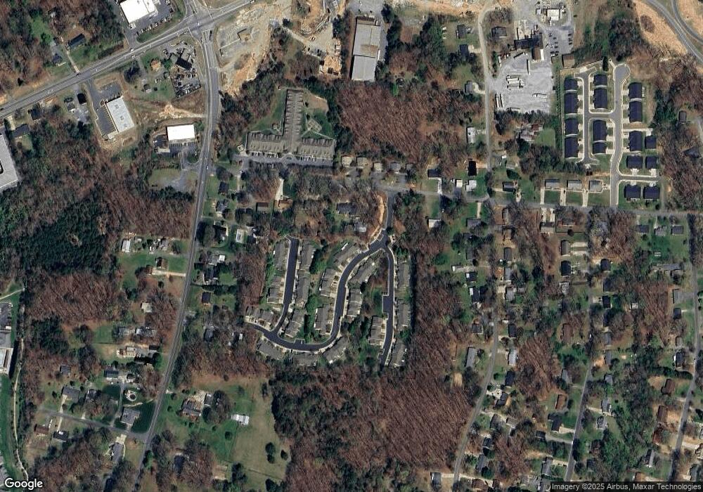 298 Oak Dr, Asheboro, NC 27205 - photo 1