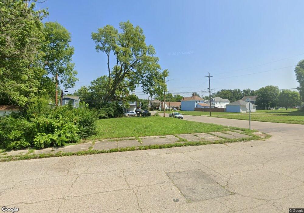 733 Lorain Ave, Dayton, OH 45410 - photo 1