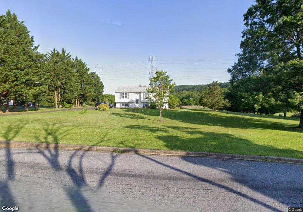 6419 Palm Rd, Zionsville, PA 18092 - photo 1