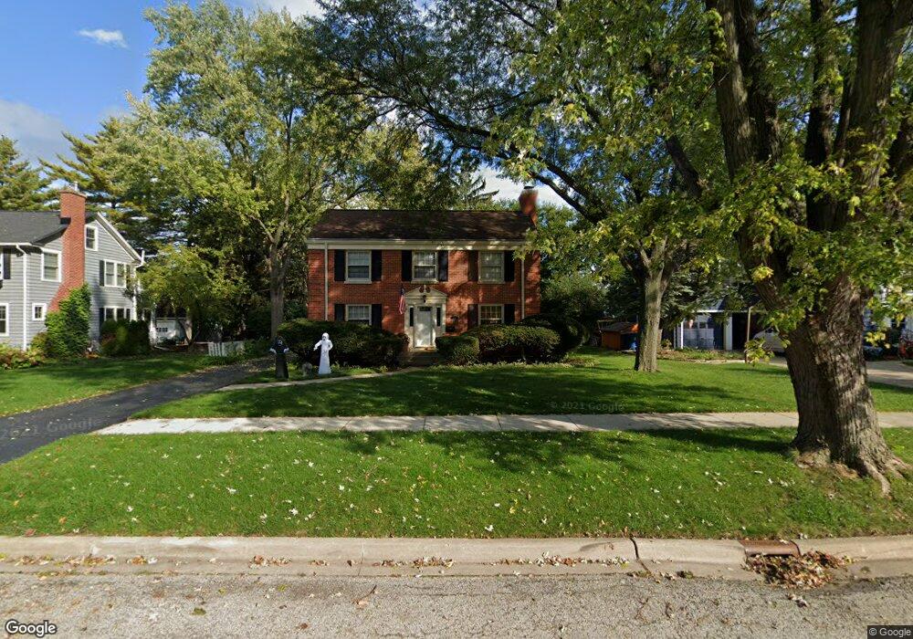 124 S Evanslawn Ave, Aurora, IL 60506 - photo 1