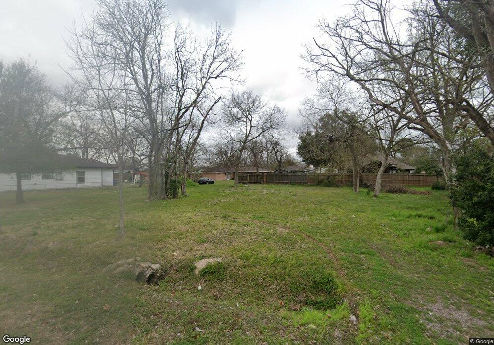 1058 South Ln, Houston, TX 77088 - photo 1