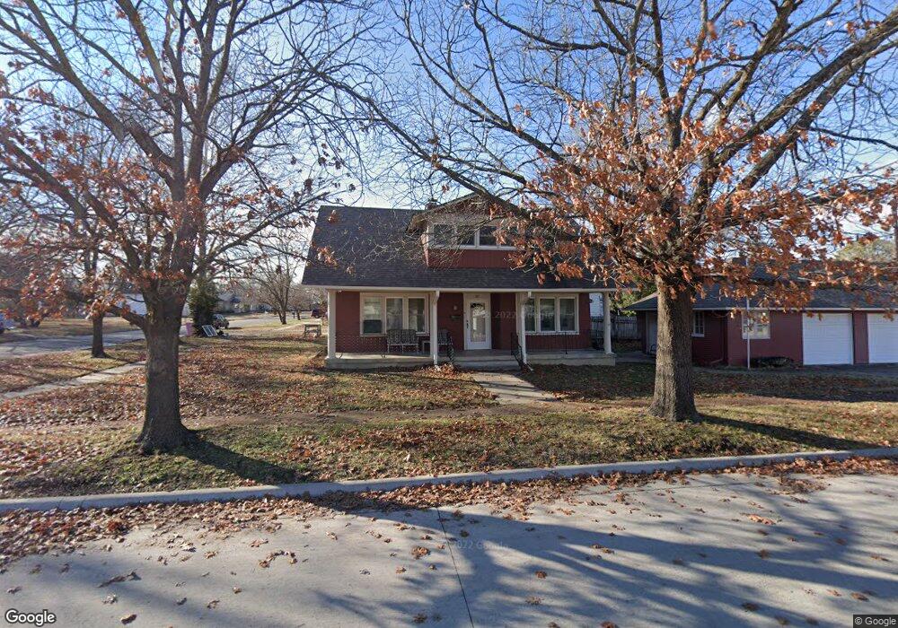 200 N 30th St, Parsons, KS 67357 - photo 1
