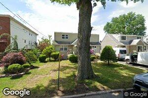 69 Grove St, South Hackensack, NJ 07606