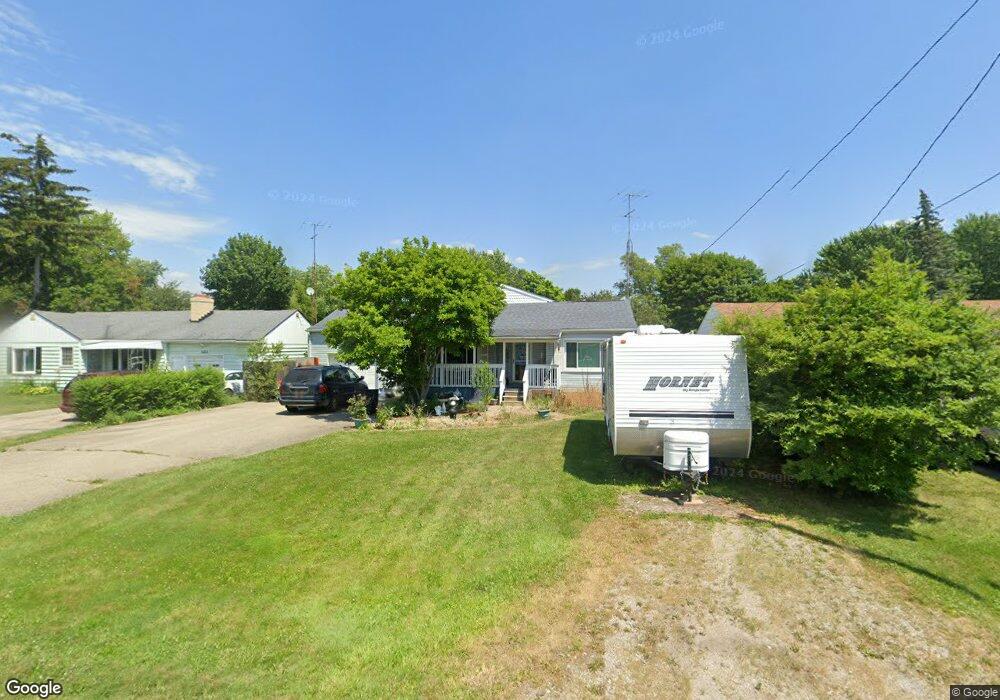 3062 Lanning Dr, Flint, MI 48506 - photo 1