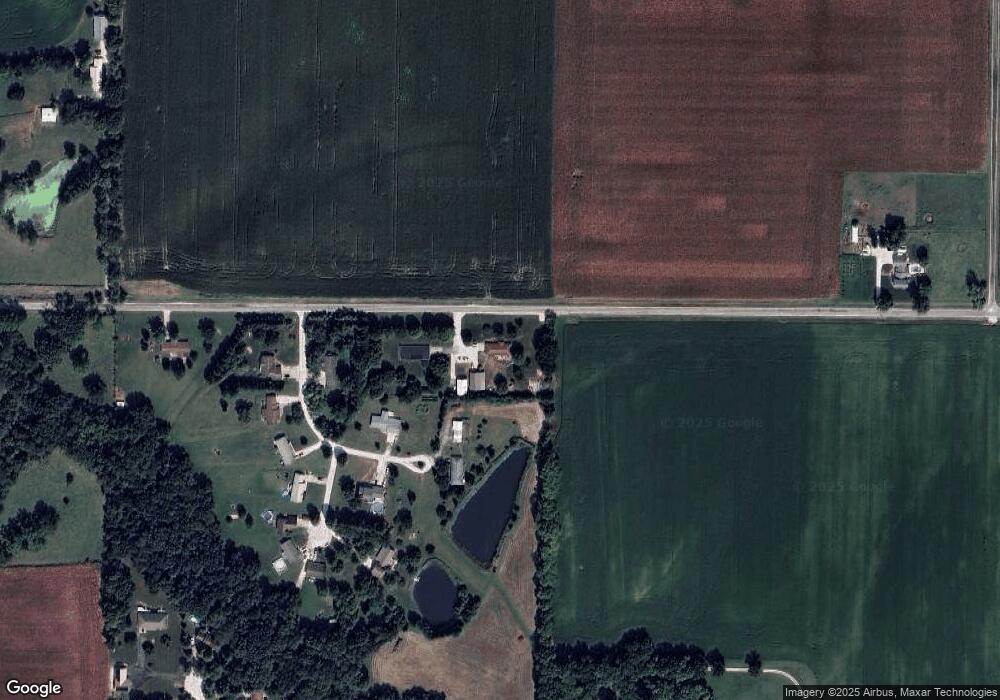 1415 Merritt Rd, Jacksonville, IL 62650 - photo 1