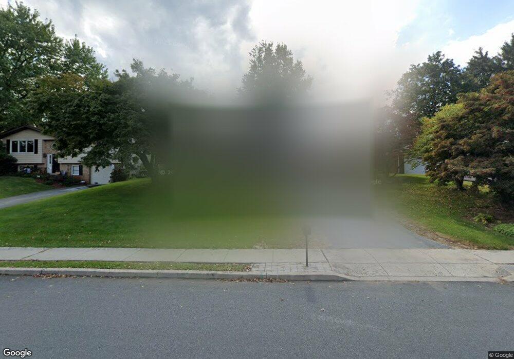 4640 Hillside Rd, Reading, PA 19606 - photo 1