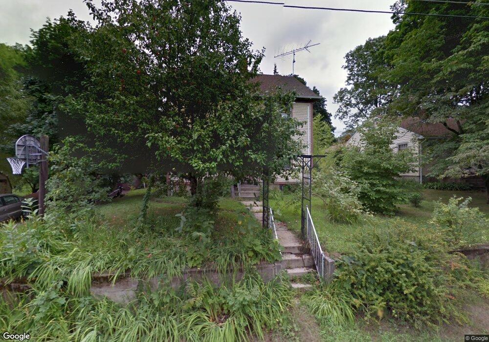 31 Potter St, Willimantic, CT 06226 - photo 1