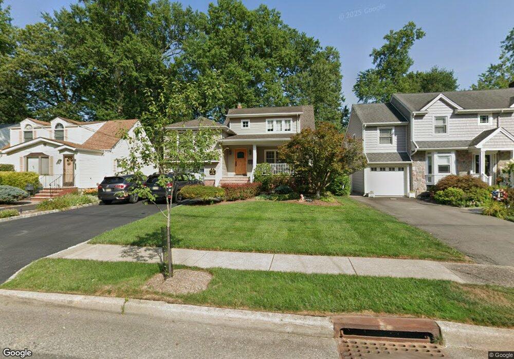 728 Elm Ave, River Edge, NJ 07661 - photo 1