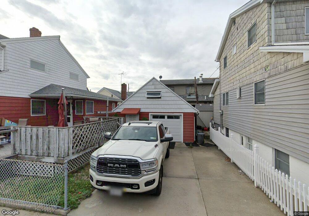 117 Aster Ct, Brooklyn, NY 11229 - photo 1