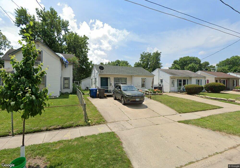 713 E Dunham Ave, Des Moines, IA 50315 - photo 1